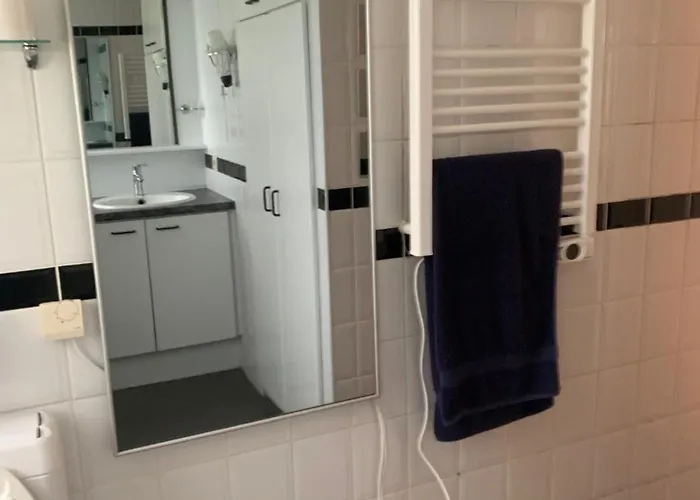 Appartement-de Haan- Parc Atlantis-dahlia - Large Parking Place - Foot - Tennis - Basket - Playground Kids Lägenhet